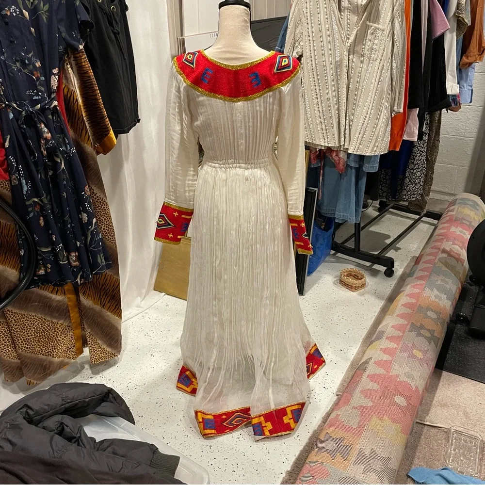 Beautiful hand made Ethopian Eritrean wedding dress hand made embroidery maxi - Picture 6 of 15